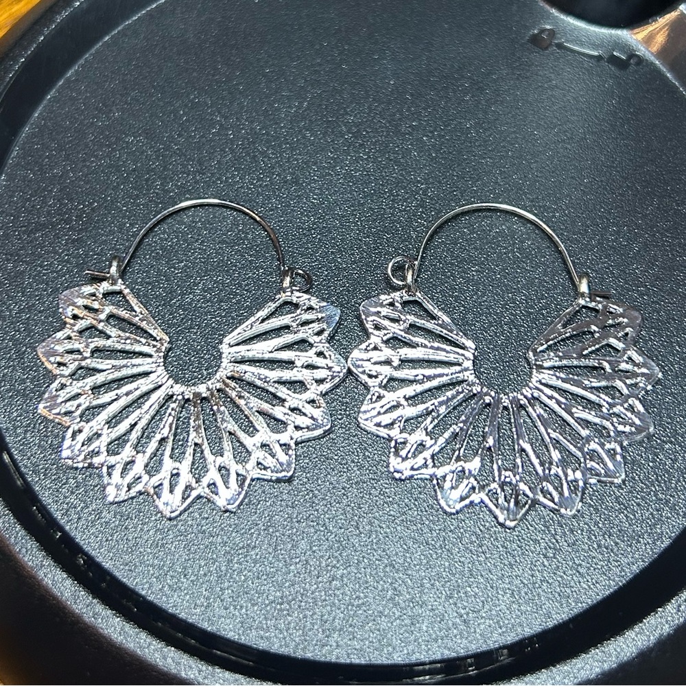 Elegant Silver-tone Hoop Earrings